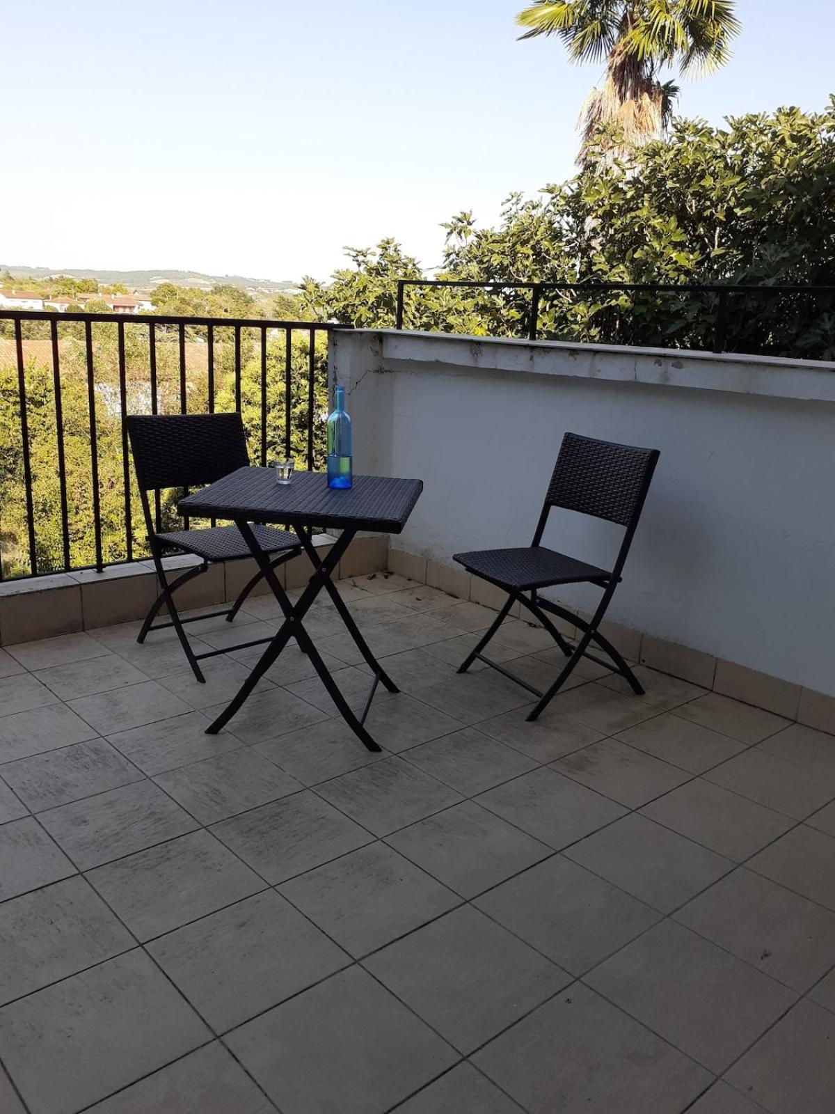 Le Douze Vila Auch Exterior foto
